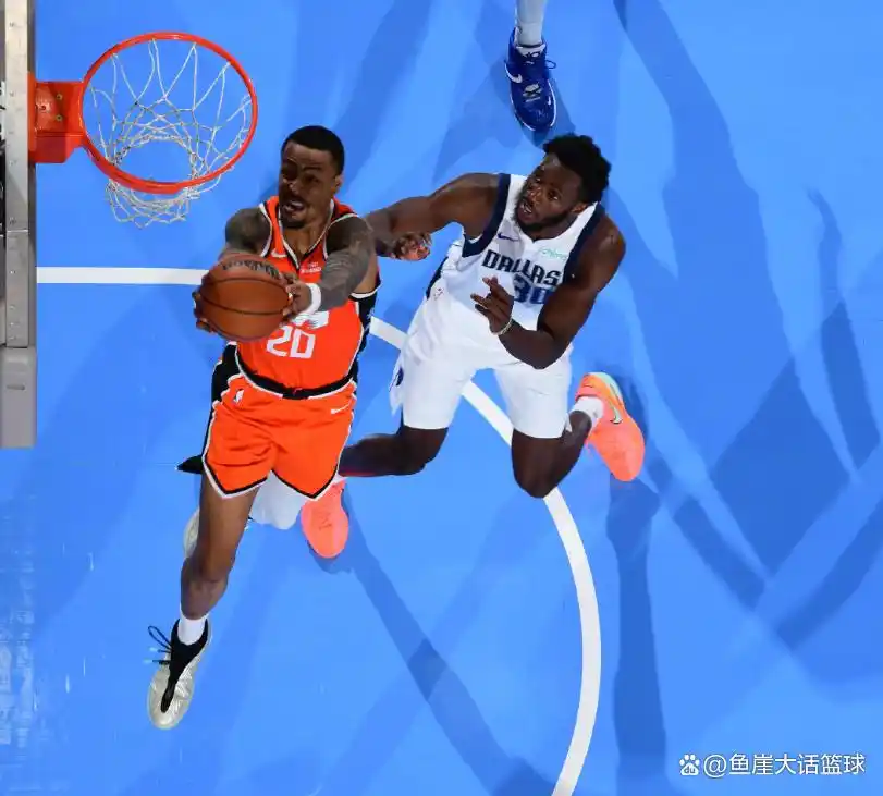 弗拉格35分独领风骚_NBA快船对阵独行侠比赛结果_弗拉格35+8哈登空砍29+8+11 独行侠送快船四连败