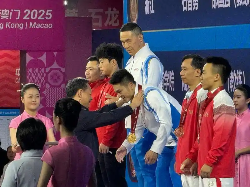 深一度｜占旭刚王励勤履新背后，体育总局人事变革有何潜台词_国家体育总局干部调整 占旭刚 王励勤