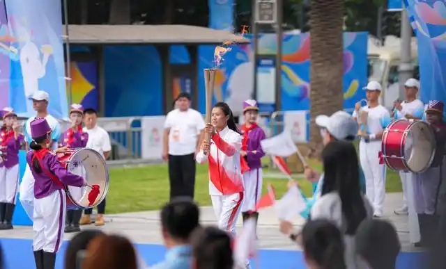 高清大图|三地联动四城同传!第十五届全运会火炬传递活动举行