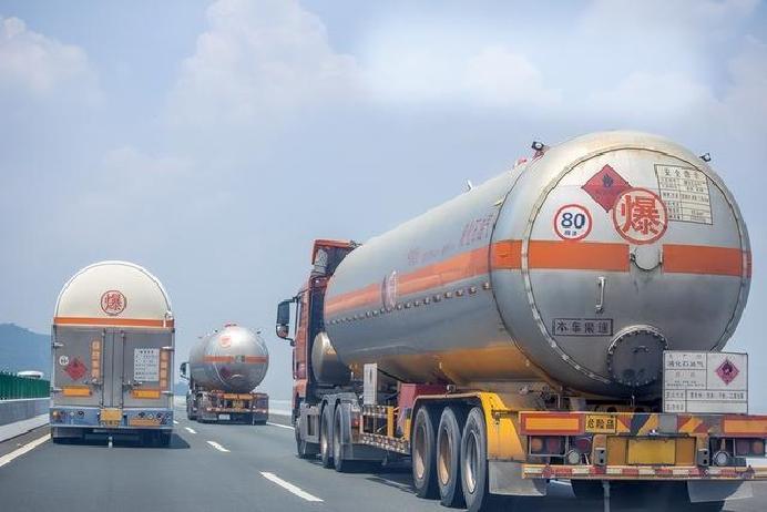 2025青奥会徐州什么时间起限行危险品运输车_危化品运输路线整治_电子押运监管政策