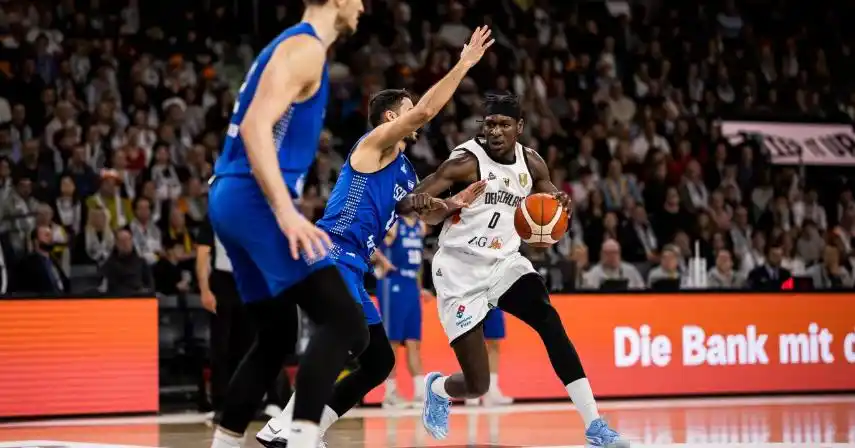 FIBA男篮世界排名 美欧两分天下 德国队突飞猛进_国际篮联公布最新世界排名 中国男篮排名第27_法国队人才储备 法国男篮未来可期