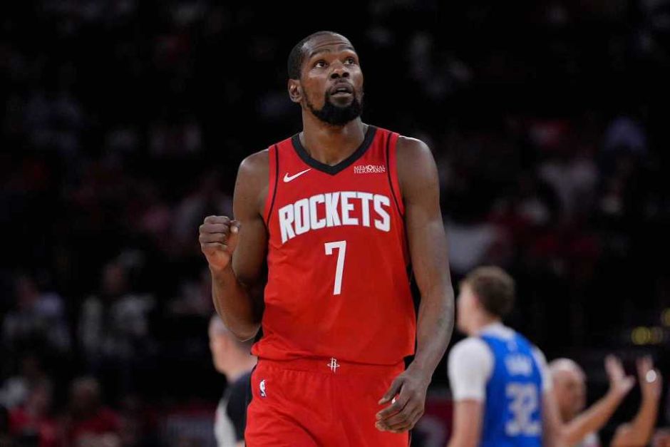 NBA常规赛火箭对阵独行侠_独行侠缺少浓眉哥与欧文比赛回顾_杜兰特21分申京砍26+11 火箭擒独行侠迎4连胜