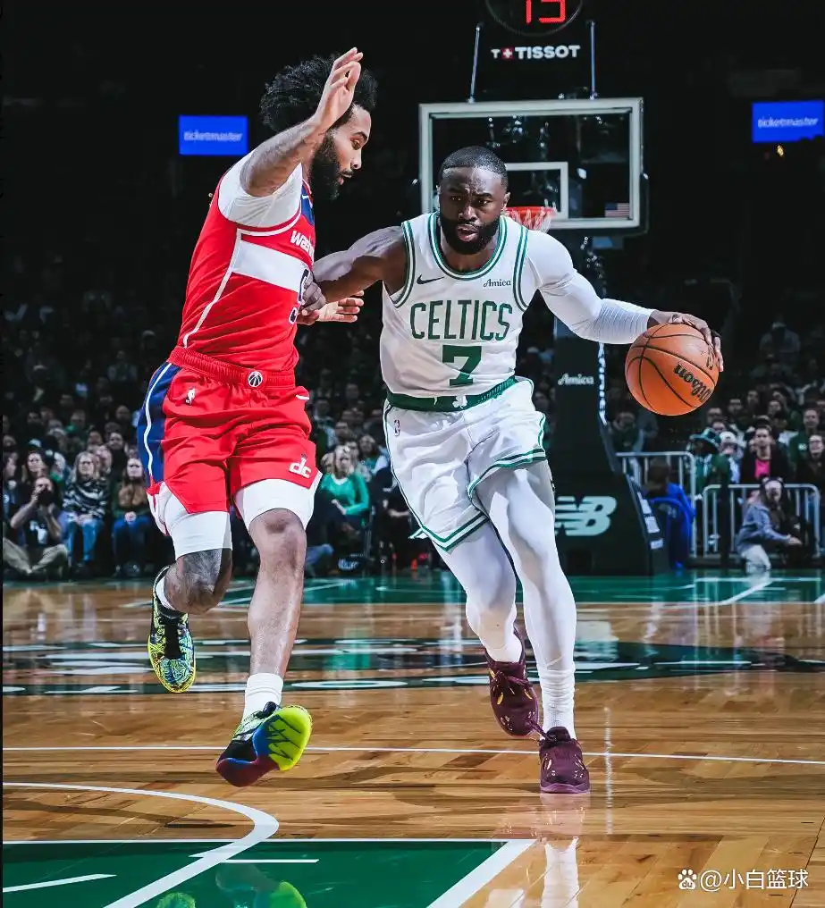 杰伦布朗35+5+5萨尔空砍31+8 凯尔特人大胜奇才_布朗本赛季五次30+表现分析_杰伦布朗三节35分波士顿凯尔特人vs华盛顿奇才