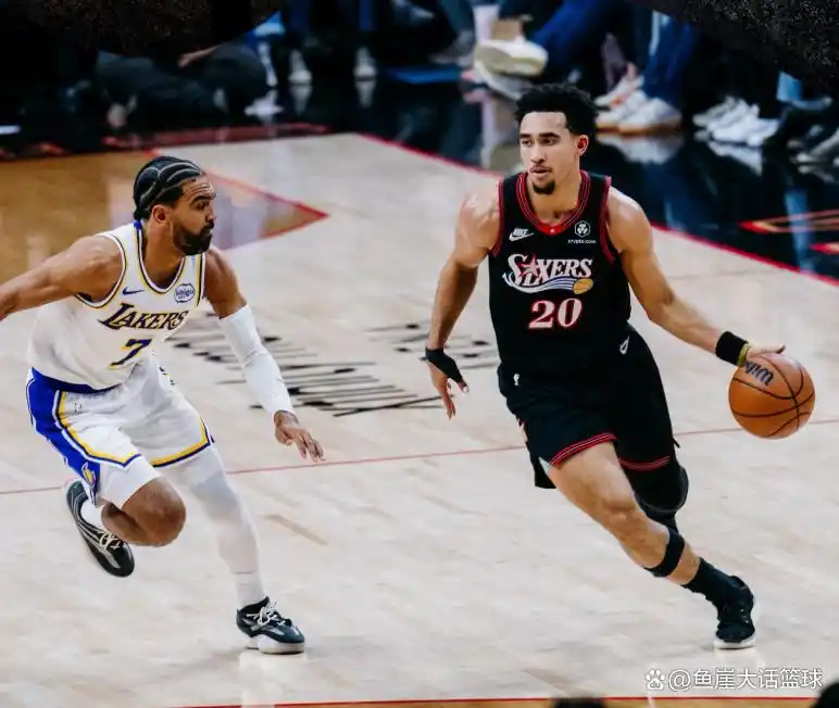 76人vs湖人比赛结果_恩比德马克西数据_nba-湖人vs76人 东契奇带球突破