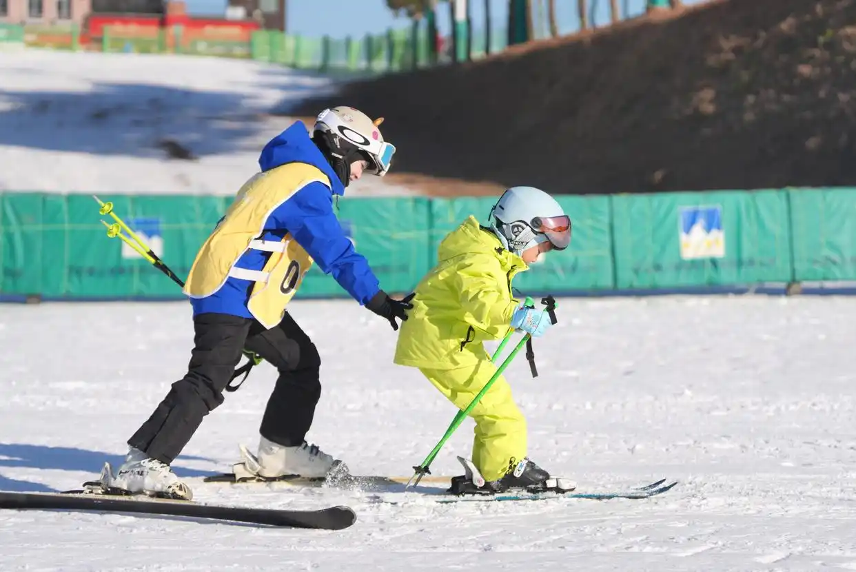 全国冰雪季玩法大盘点_京津冀冰雪旅游推介会_密云快乐冰雪季2025-2026