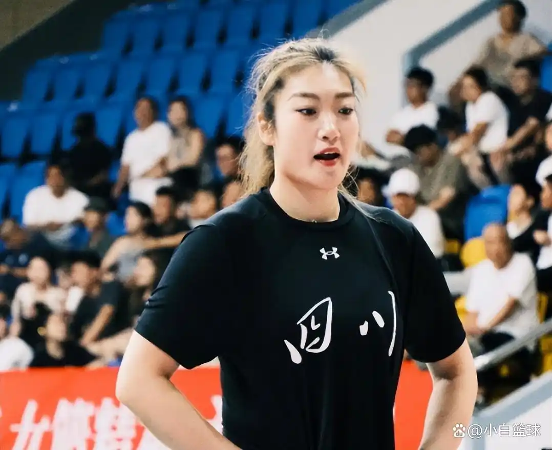 四川女篮全运会_全运会女篮成年组开赛：北京击败新疆 四川98分大胜山西_李梦全运会表现