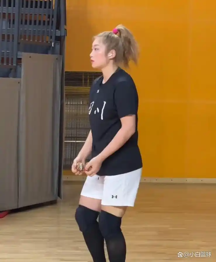 李梦全运会表现_全运会女篮成年组开赛：北京击败新疆 四川98分大胜山西_四川女篮全运会