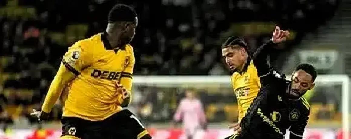 英超富勒姆主场战报_英超水晶宫绝杀曼联大胜_世界杯英超积分榜