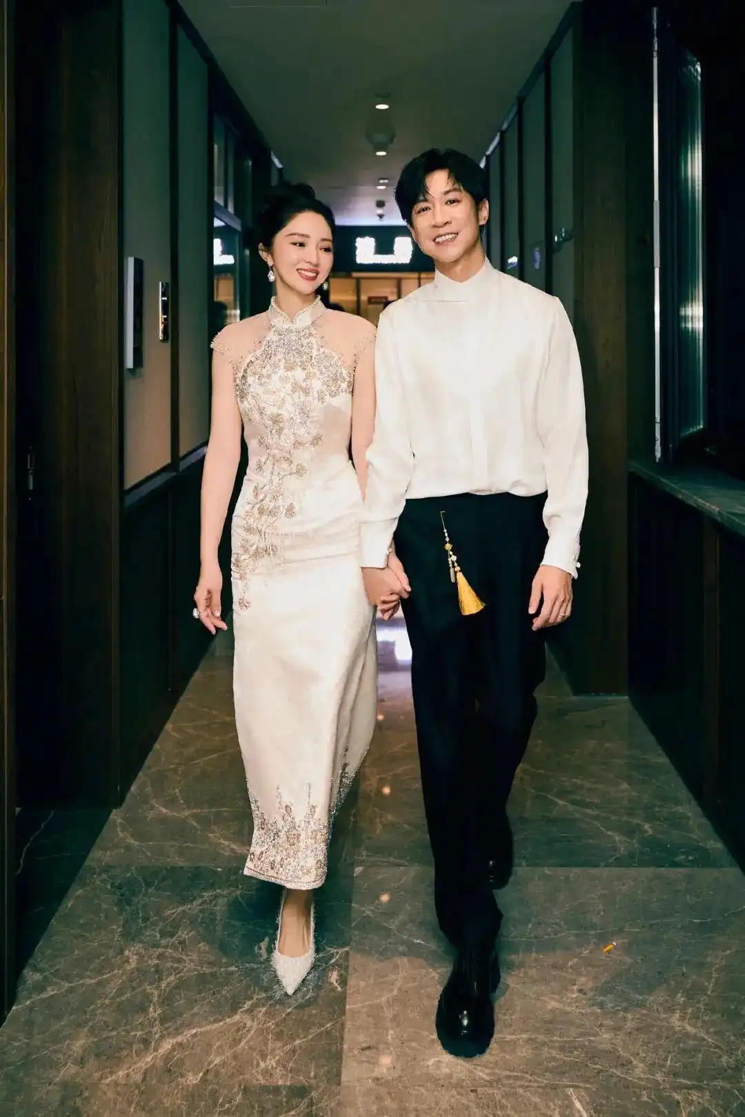 董璇回应婚礼餐标67元_董璇综艺访谈张维伊_董璇张维伊婚礼回应