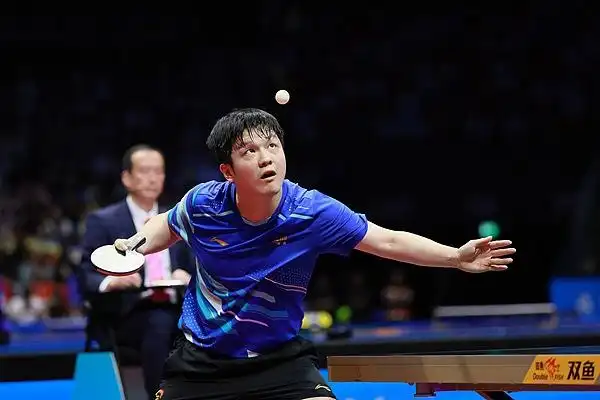 神仙打架!全运会-卫冕冠军樊振东4-2世界第一王楚钦进决赛_全运会乒乓球男单半决赛 樊振东 王楚钦交手记录