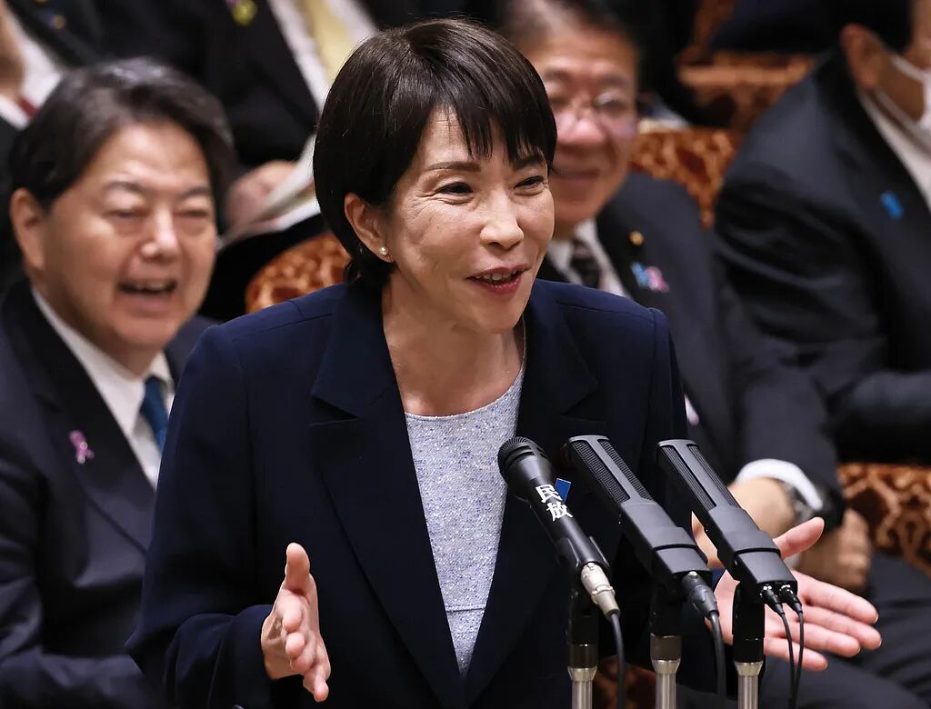 日本自民党修改国家安全保障战略 无核三原则 防卫费增额新目标_日本自民党开会讨论修改安保战略