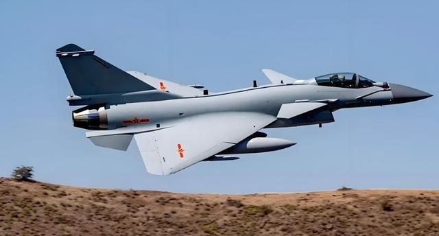 大V：印度光辉战机先天设计埋大雷 漏水成笑柄