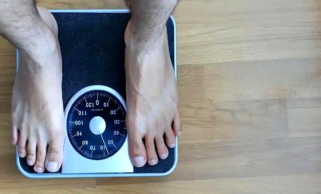 175cm男人体重标准范围_175shuaijiao体重_175身高体重对照表