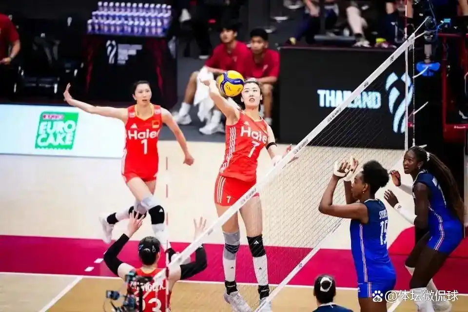 中国女排2026亚锦赛生死战_中国女排高开低走低谷蓄力赵勇_中国女排主场球迷论坛