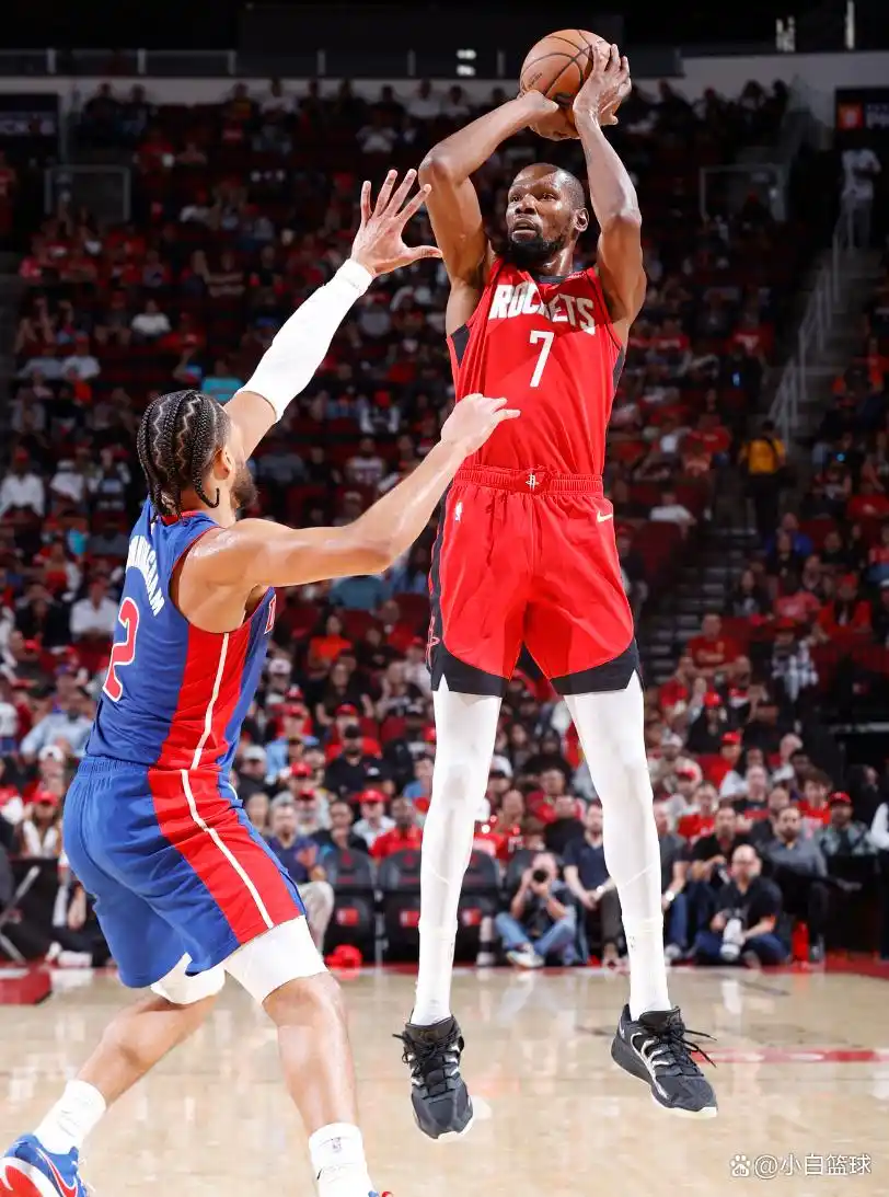 NBA常规赛:杜兰特37分火箭被活塞逆转吞连败 申京17+7丢绝平球 NBA常规赛:杜兰特37分火箭被活塞逆转吞连败 申京17+7丢绝平球