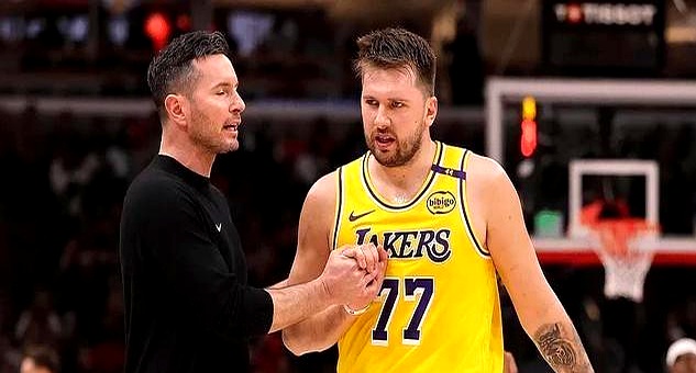 湖人詹姆斯39岁状态_10湖人vs爵士季后赛_詹姆斯四次扣篮分析