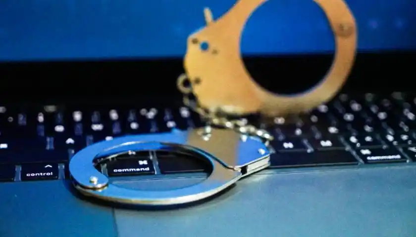 演员仝卓求助称表弟在柬埔寨失联,中国驻柬使馆:核实情况,密切跟进