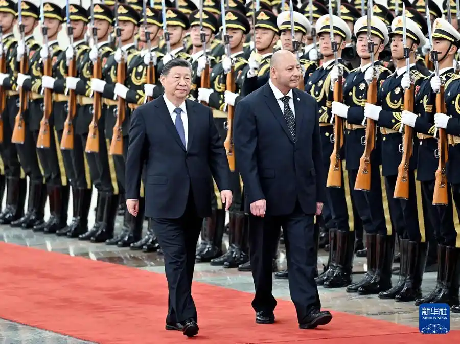 习近平会见汤加国王图普六世_习近平会见汤加国王图普六世_中国汤加全面战略伙伴关系