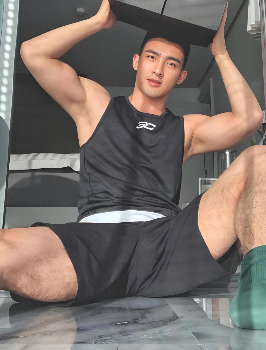 健身不练腿,迟早要后悔!5大好处+入门指南,让你练出极致下肢力