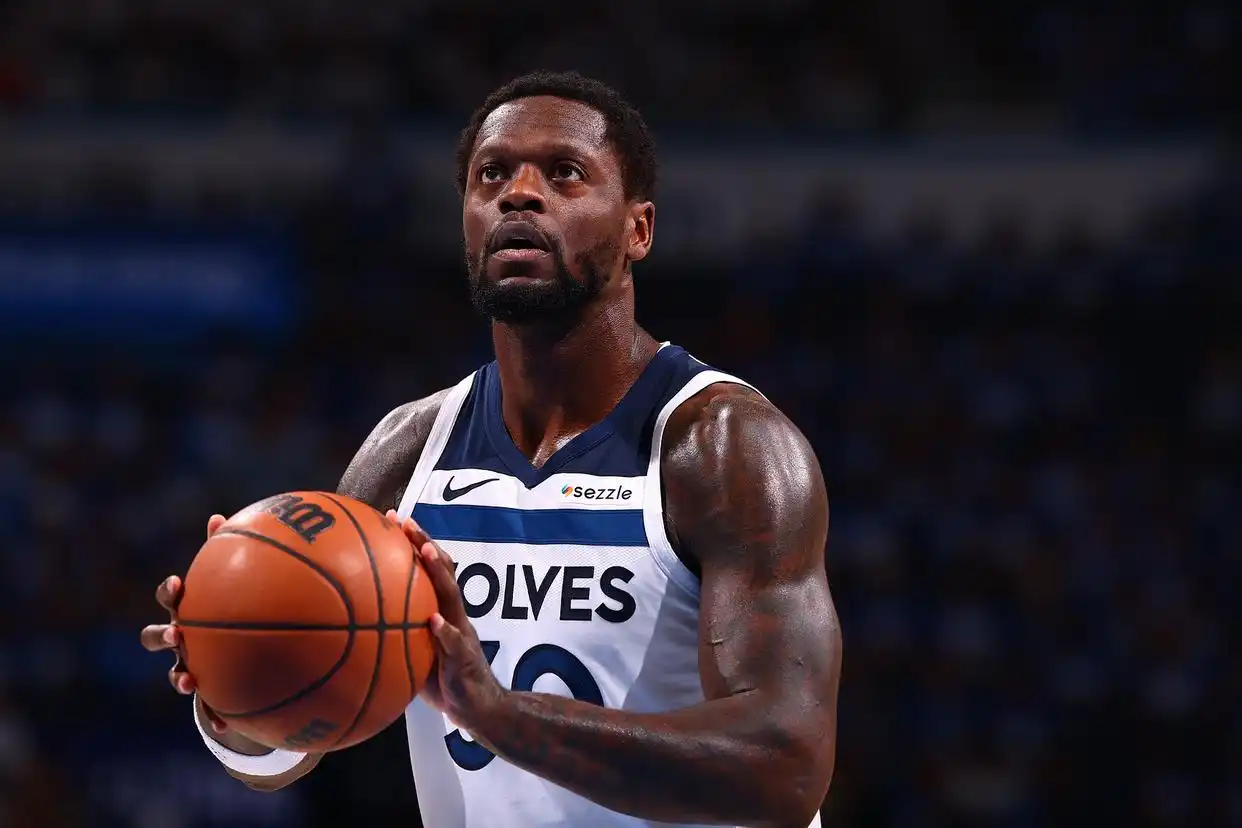 西卡33+10,兰德尔31分,华子伤退,森林狼主场击败步行者