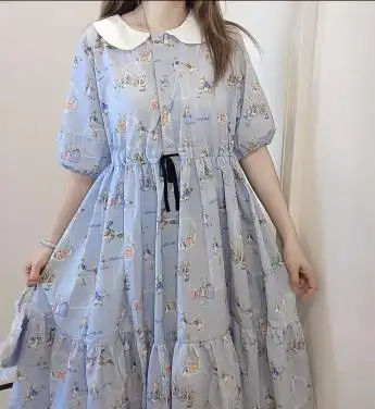 省钱还解压?年轻人DIY服装火了:200元做出千元“大牌同款”