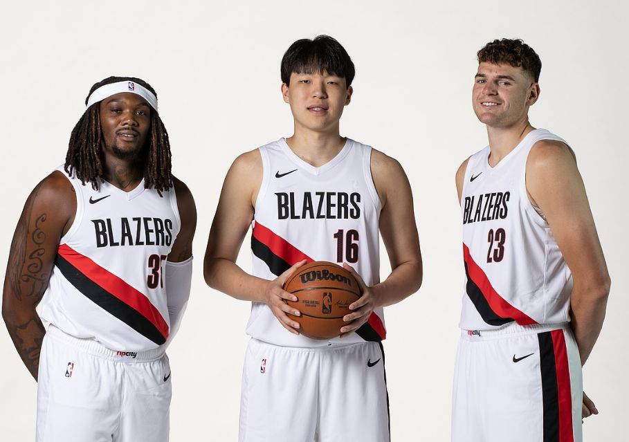 NBA常规赛-凯尔特人vs开拓者伤病名单（12月29日）罗威缺阵，杨瀚森有望登场