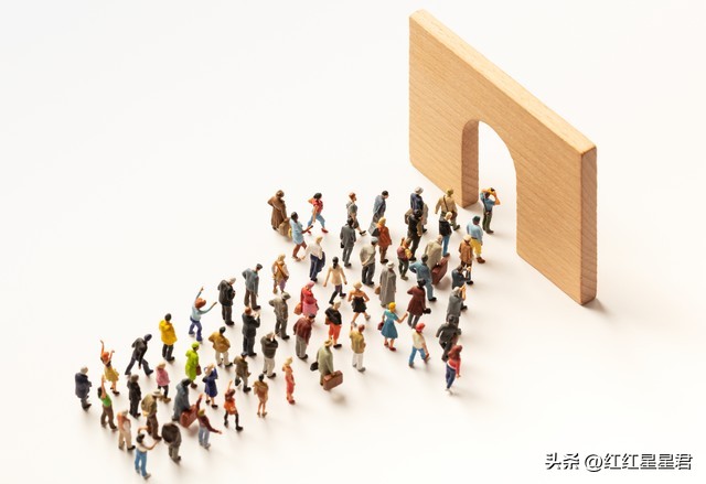 2024中国校园足球特色学校申报标准_70分申报线要求_学校足球场地尺寸