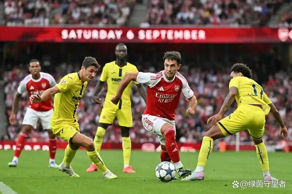 皇马中场组织核心缺失_马科斯 阿隆索 皇马_阿隆索中场调度问题