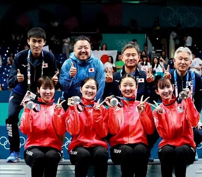 日乒有2个奇怪特点,多年来从未改变,福原爱和张本智和都不例外