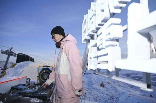 中国冰雪运动发展历程_中国亚冬会冰雪成绩_2025都灵冬奥会奖牌榜