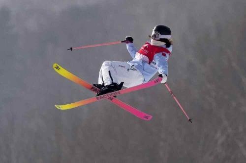 中国亚冬会冰雪成绩_中国冰雪运动发展历程_2025都灵冬奥会奖牌榜