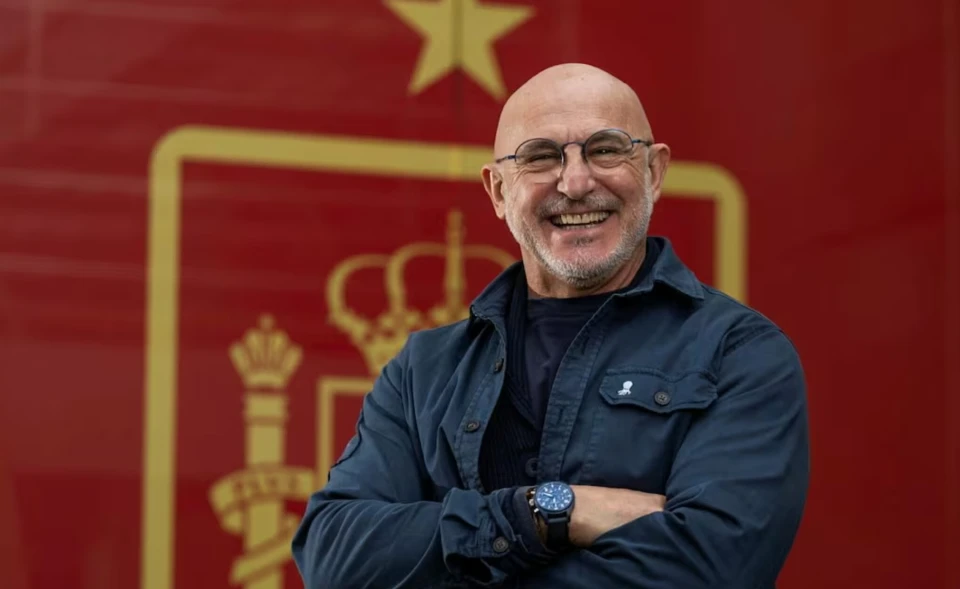 德拉富恩特：担任西班牙主帅是一种荣誉；我们能拿世界杯冠军