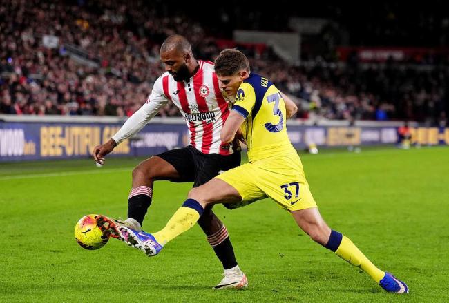 利物浦主场0-0战平利兹联 18脚射门无功而返