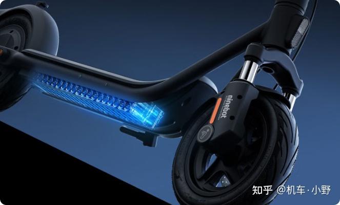 优缺点分析_电动滑板车选购指南_滑板车图片下载