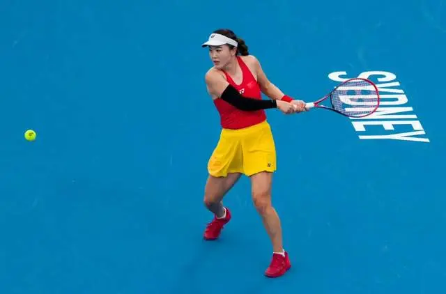 网球爆冷，两届大满贯1-2不敌排名42选手，中国金花惨遭逆转