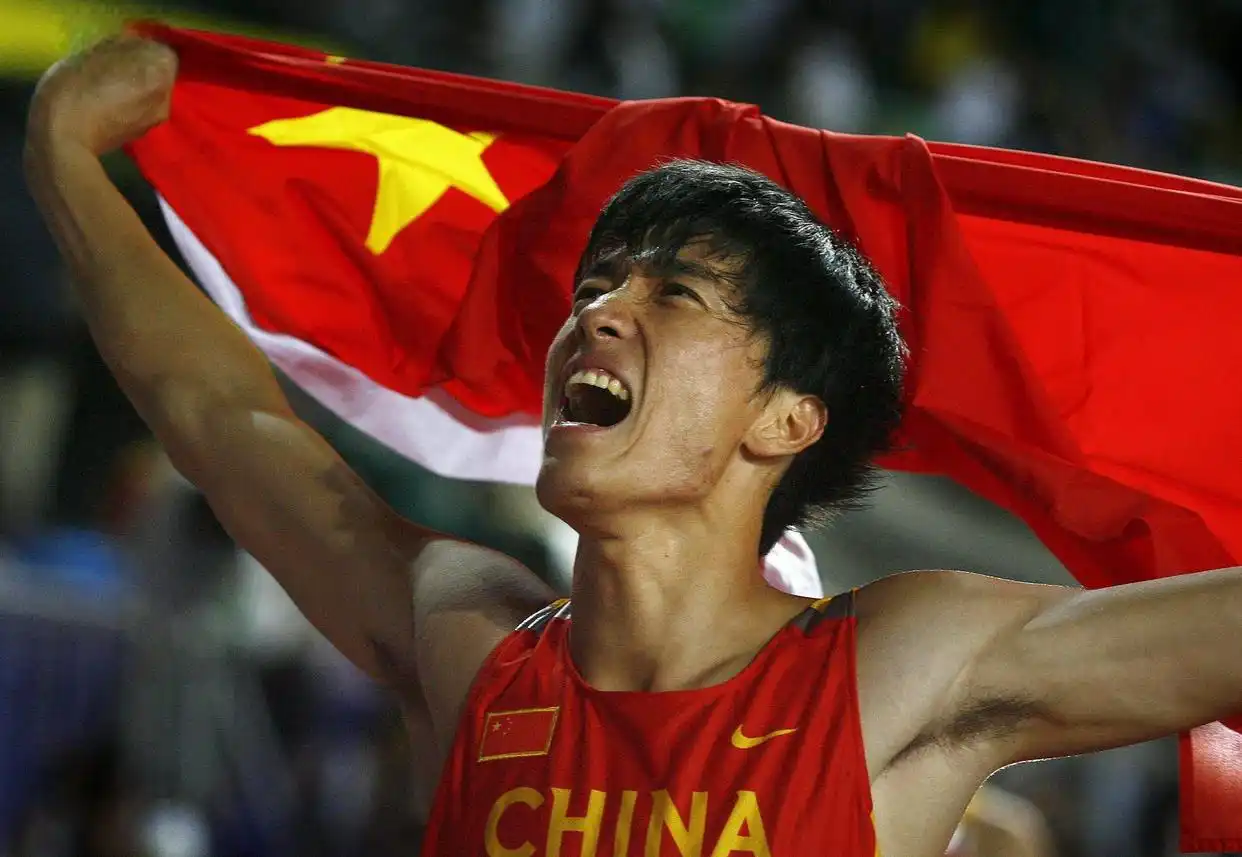 刘翔退役后商业价值_耐克终身合同运动员案例_刘翔退赛 地产