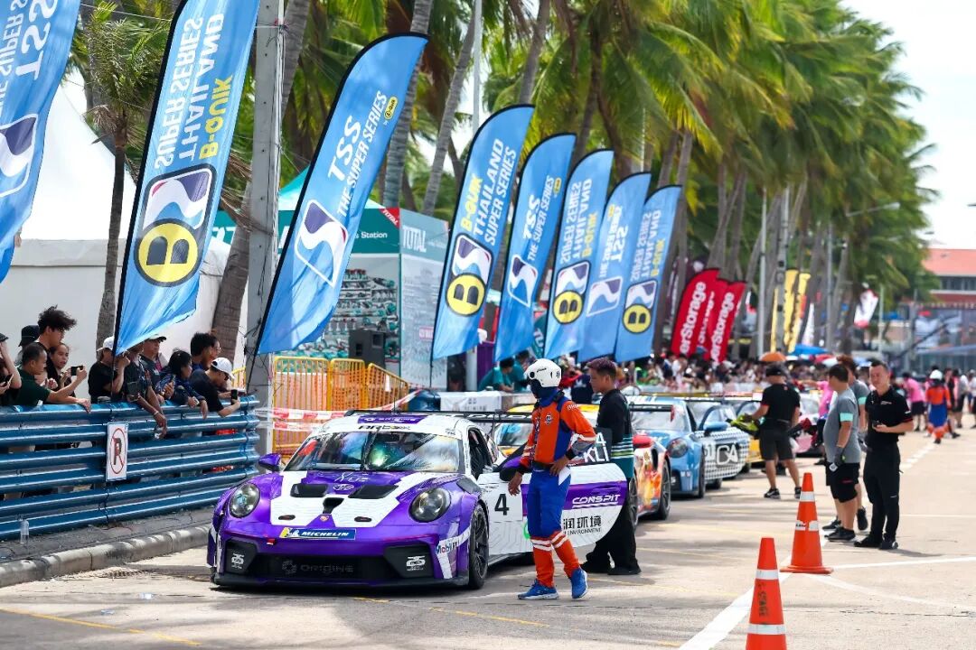 亚洲保时捷卡雷拉杯挽盛站Origine Motorsport_motorsport_李科蓉Pro-Am组别亚军