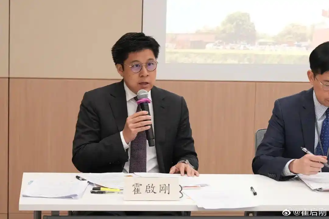 国际足联争议裁决巴洛贡红牌_霍启刚痛斥美政客让世界杯失去灵魂_霍启刚痛斥美国政客干预体育