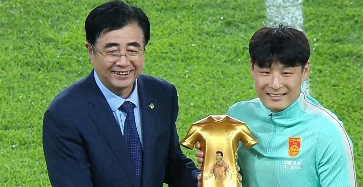 国足控球输球分析_国足0-0泰国热身赛_中国男足对泰国