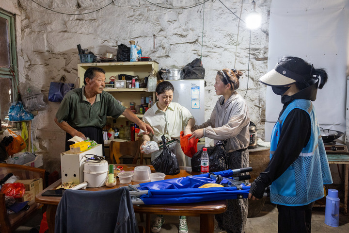 台风巴威浙江应急响应_各地全力以赴防范台风巴威_浙江台风转移安置情况