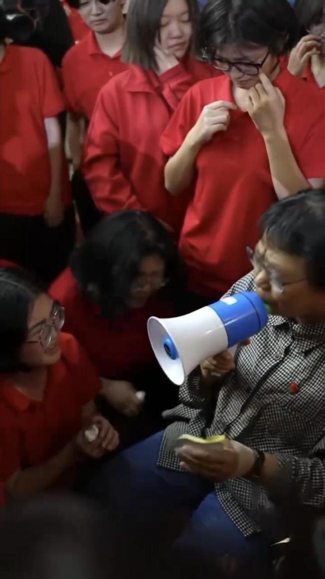 多名学生违背张桂梅忠告回到大山 反哺家乡传递薪火