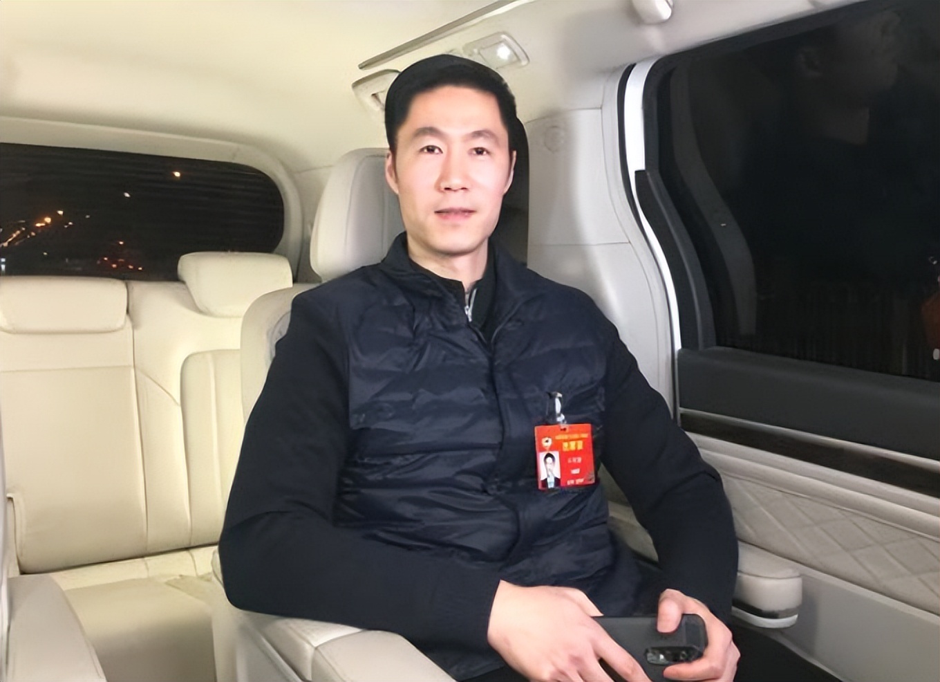 乒乓球王励勤_梯队建设问题分析_国乒年轻队员表现不佳