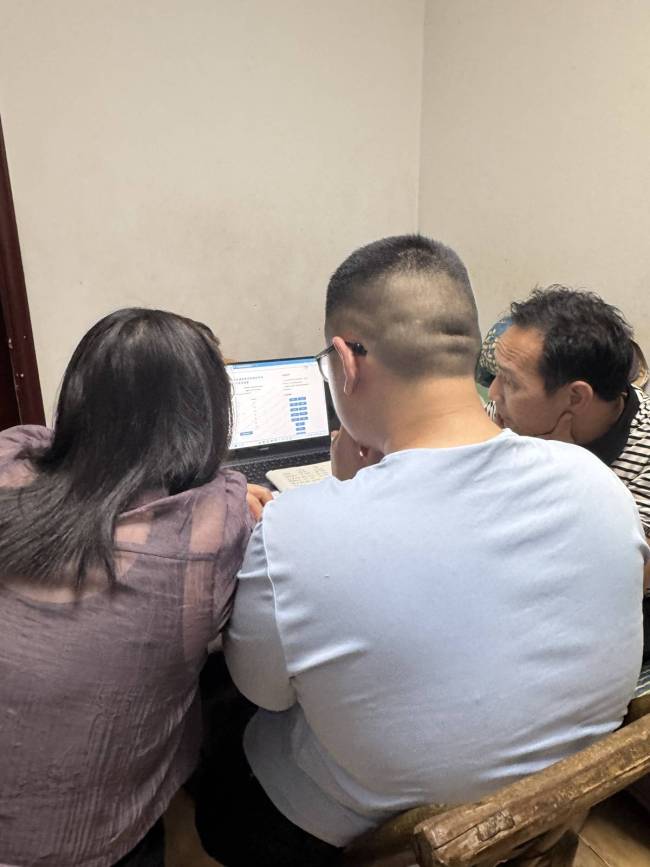 “板凳男孩”高考586分 十五年坚持终获回报