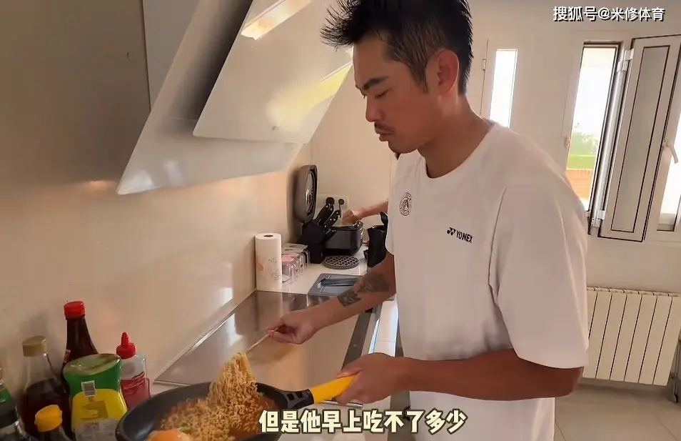 林丹的妻子谢杏芳_林丹西班牙带娃生活_谢杏芳小羽瓦伦西亚网球俱乐部