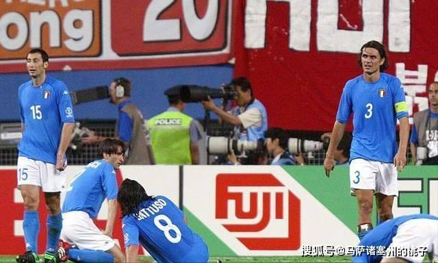 02世界杯韩国_韩国队2002世界杯淘汰赛表现_2002年世界杯韩国队战绩