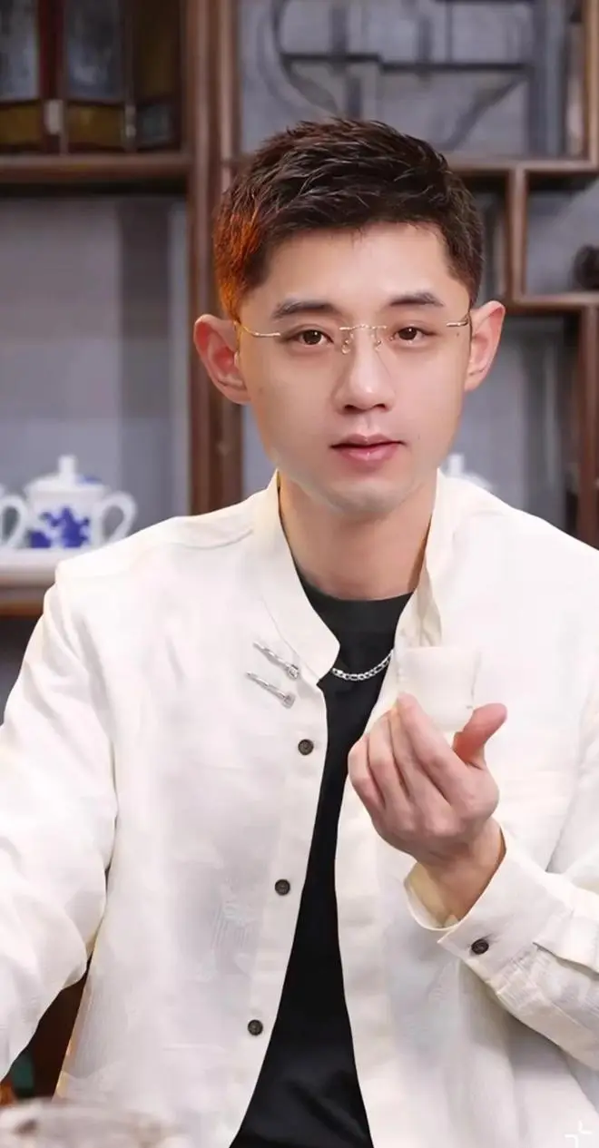 张继科乒乓球教学_刘诗雯张继科_张继科杭州乒乓球馆